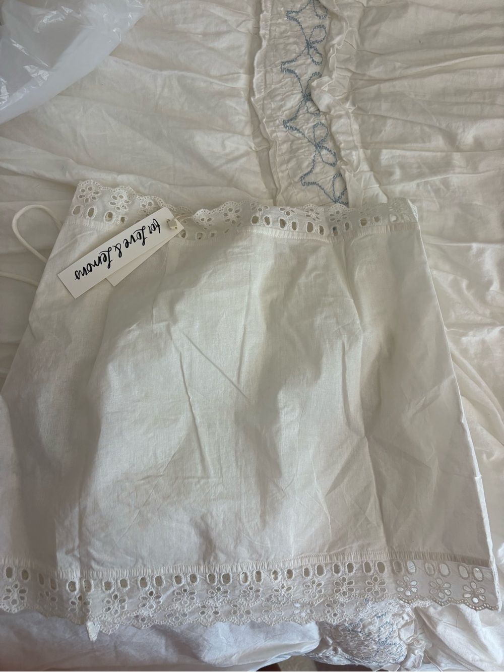 FOR LOVE AND LEMONS Mi Amore White Embroidered Heart Wrap Skirt - Picture 7 of 7